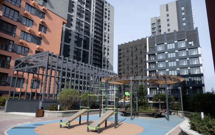 Более 400 семей получили ключи в новом жилом комплексе в 5-м Заречном Более 400 семей получили ключи в новом жилом комплексе в 5-м Заречном