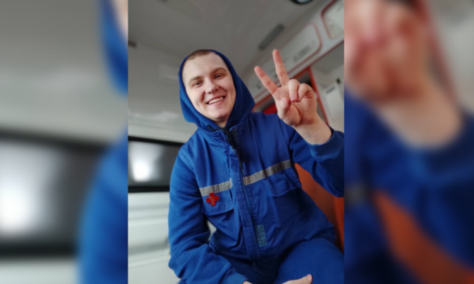 В Тюменской области выпускник медколледжа вернулся...