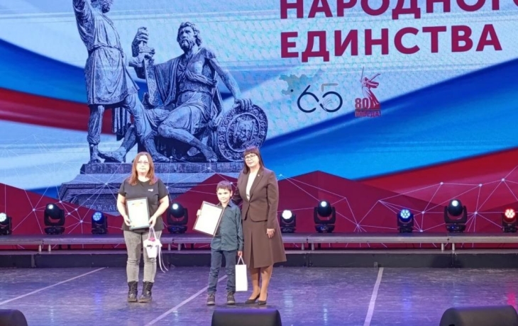 Девятилетнего Матвея из Заводоуковска наградили на помощь в сборе гумпомощи