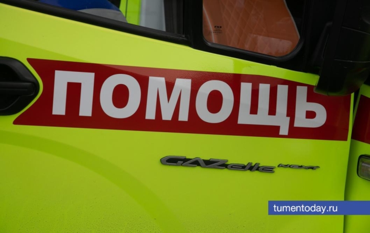 Под колесами мусоровоза возле жилого дома погибла женщина Под колесами мусоровоза возле жилого дома погибла женщина