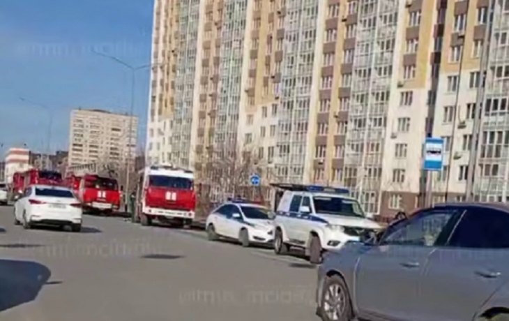 В Тюмени потушили пожар в 16-этажном доме на улице Федорова В Тюмени потушили пожар в 16-этажном доме на улице Федорова