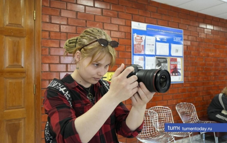 В Тюмени продолжает работу фотовыставка памяти Михаила Калянова В Тюмени продолжает работу фотовыставка памяти Михаила Калянова