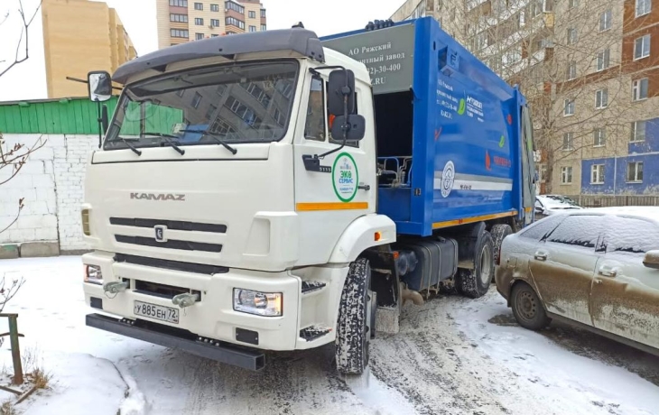 Тюменцам напомнили об особенностях мусора после новогодней ночи