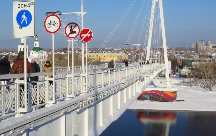 Площадь у тюменского моста влюбленных отремонтируют за 20 миллионов рублей