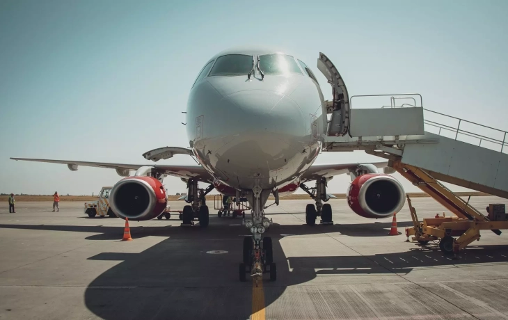 Тюменцев, планировавших лететь на Новый год в Астану, Qazaq Air заставил сдать билеты