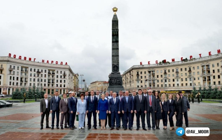 Губернатор Александр Моор работает в Минске