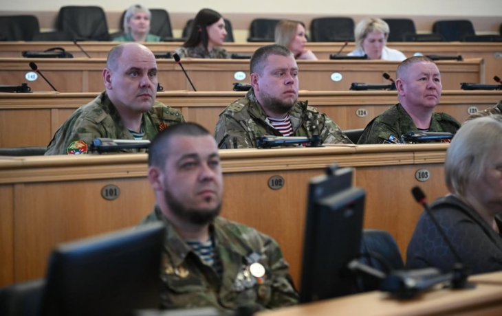 В Тюмени прошла церемония вручения медалей «Отец солдата» В Тюмени прошла церемония вручения медалей «Отец солдата»