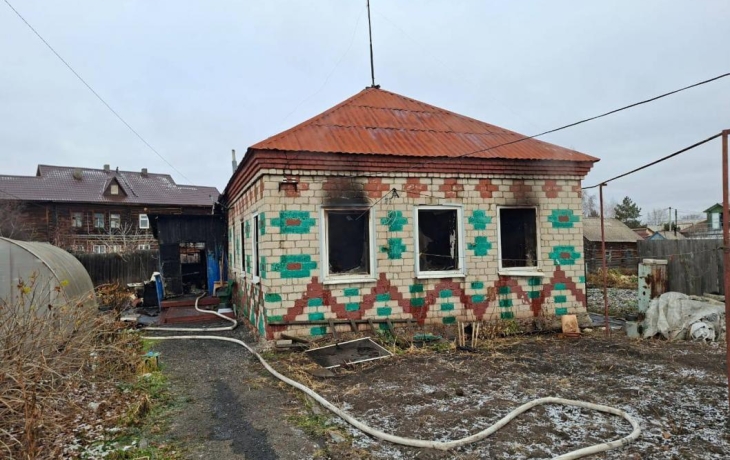 В Ялуторовске в горящем доме погибла 84-летняя женщина В Ялуторовске в горящем доме погибла 84-летняя женщина