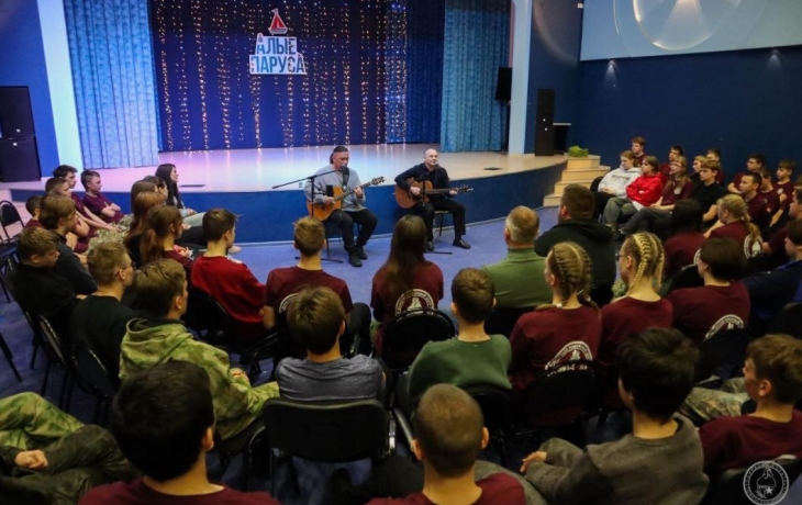 Тюменские волонтеры готовятся к экспедициям на поля сражений