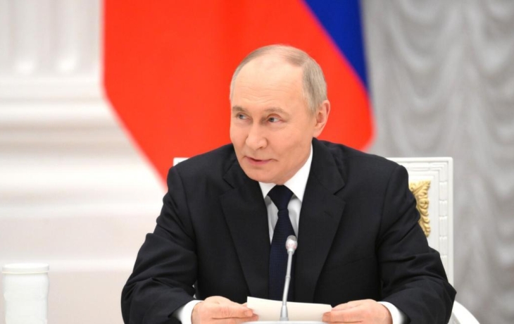 Владимир Путин поощрил жителей Тюменской области государственными наградами Владимир Путин поощрил жителей Тюменской области государственными наградами