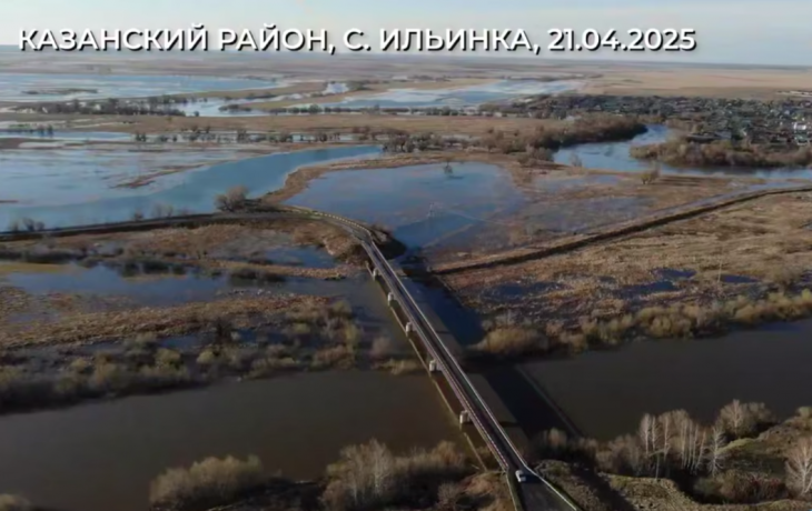 Александр Моор: вода вплотную подступила к дамбам и временным насыпям