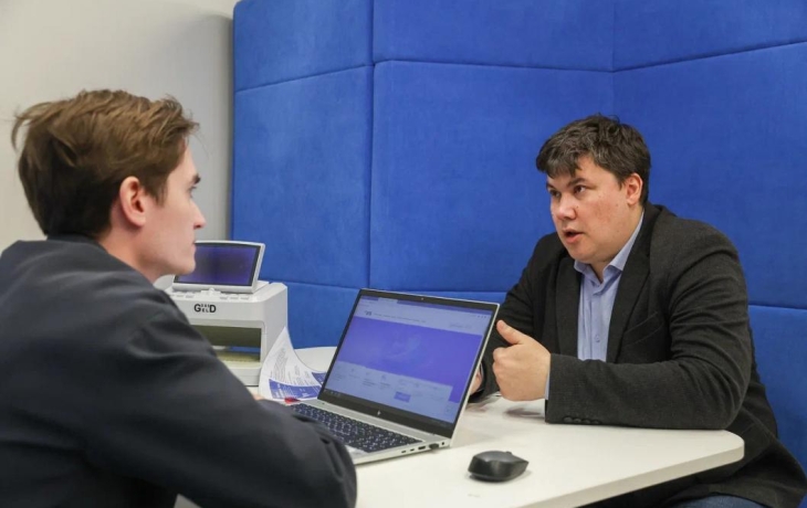 Цифровые помощники тестируют в банковских отделениях