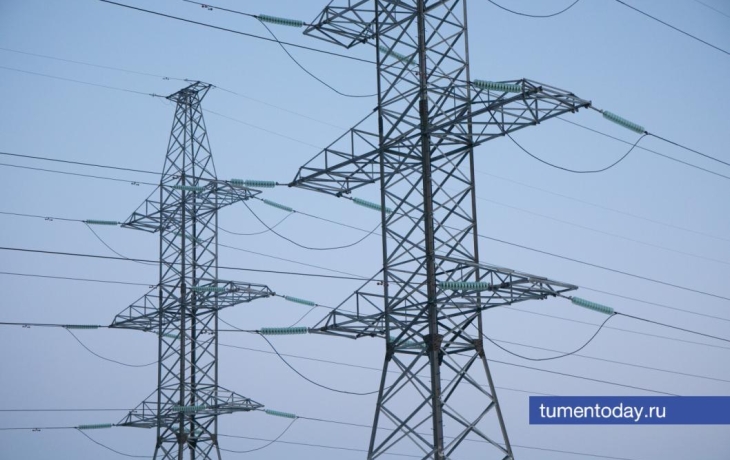 Аварийные бригады восстанавливают электричество в Тюменском округе