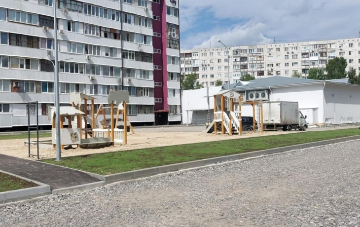 Депутаты Тюмени реализуют инициативы по благоустройству дворов