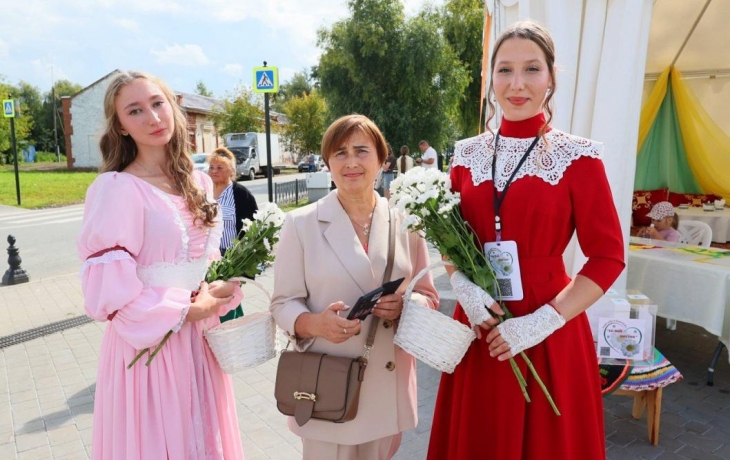 В Тобольске состоялся благотворительный фестиваль «Белый цветок»