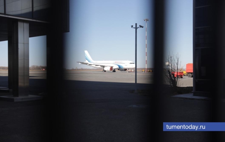 Тюменец не смог взыскать убытки с авиакомпании из-за опоздания на стыковочный рейс