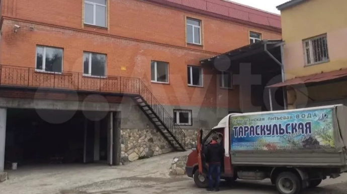 Производство «Тараскульской» воды.