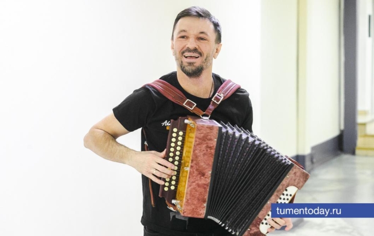 В Тобольске открылась выставка старинных музыкальных инструментов