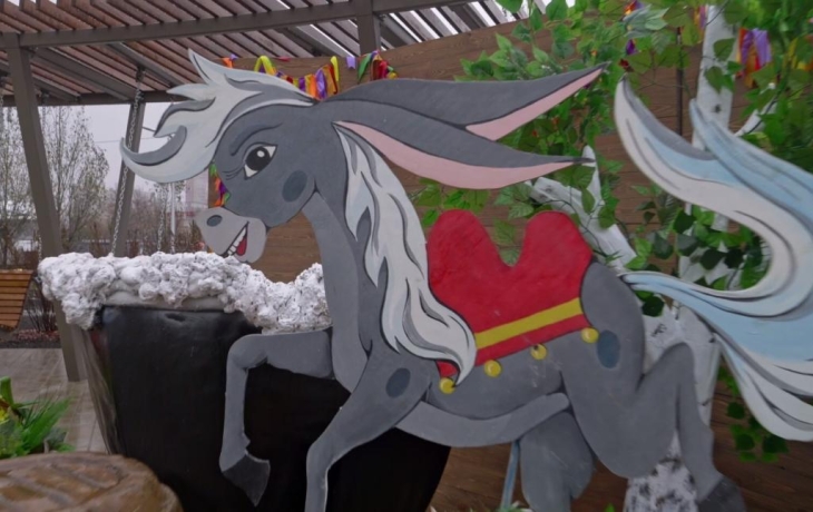 Герой сказки Петра Ершова Конек-Горбунок отметил свой день рождения Герой сказки Петра Ершова Конек-Горбунок отметил свой день рождения