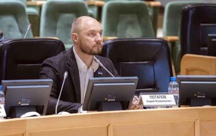 Депутаты Дмитрий Ошурков и Андрей Потапов отчитались о работе за год