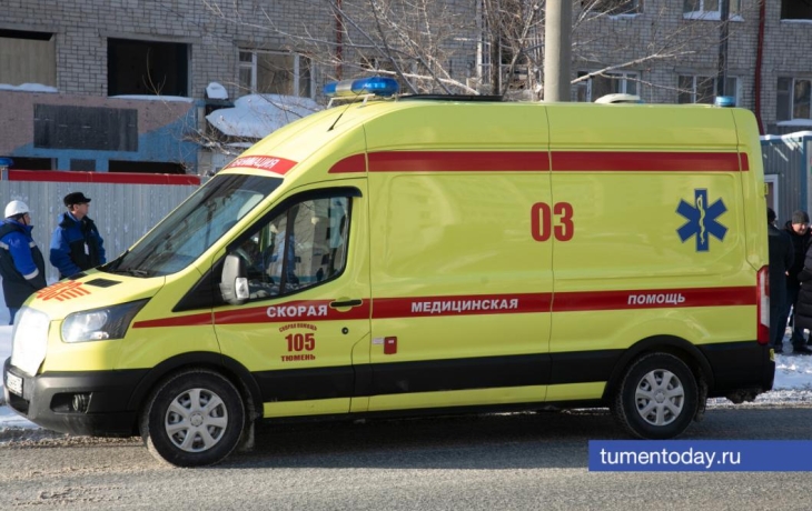 Мужчина выпал из окна дома в Ново-Патрушево в Тюмени