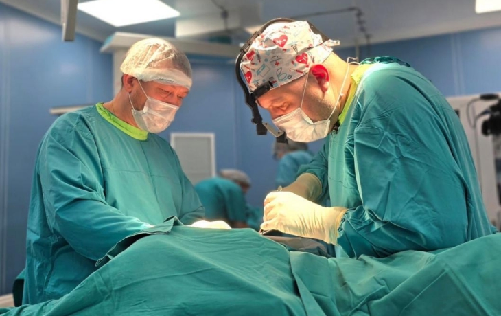 Тюменские онкологи провели сложную операцию