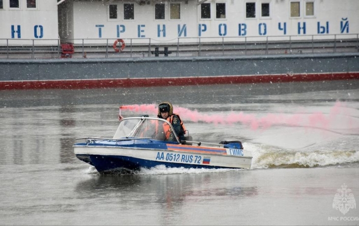 В Тюмени провели масштабные учения по ликвидации паводка