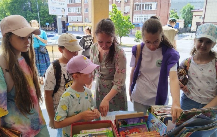 «Книжный обменник» собрал в Тюмени сотню любителей чтения