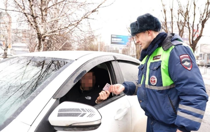 Наряды ДПС провели массовый рейд у тюменских колледжей