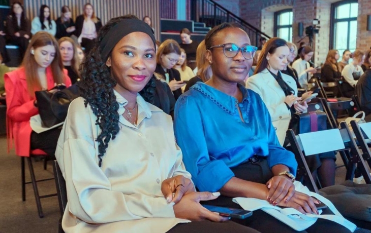 В Тюмени открыли международный женский управленческий форум «Точка роста» В Тюмени открыли международный женский управленческий форум «Точка роста»