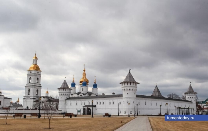 Из-за недостатка гостиниц туристы остаются в Тобольске на один день Из-за недостатка гостиниц туристы остаются в Тобольске на один день