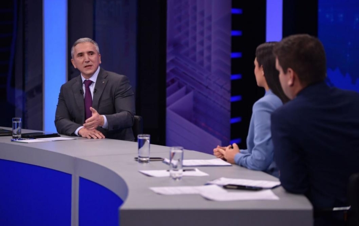 Трансляция прямой линии губернатора Тюменской области Александра Моора Трансляция прямой линии губернатора Тюменской области Александра Моора