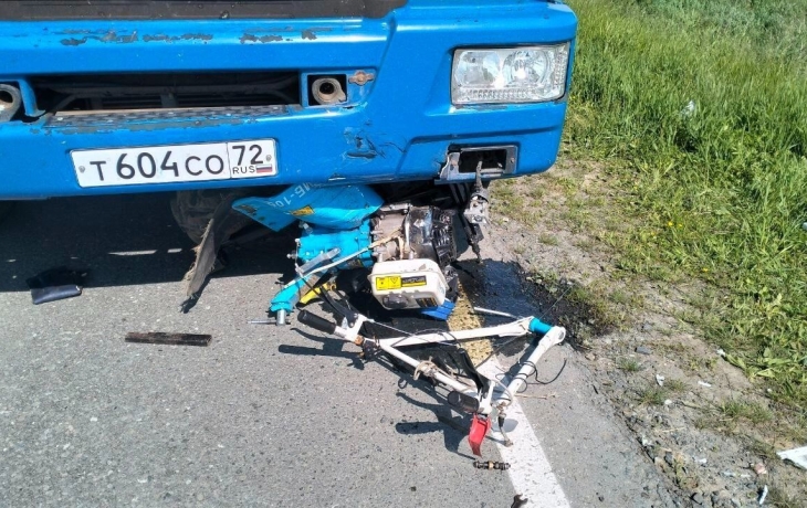 В ДТП на тюменской трассе погиб водитель мотоблока В ДТП на тюменской трассе погиб водитель мотоблока