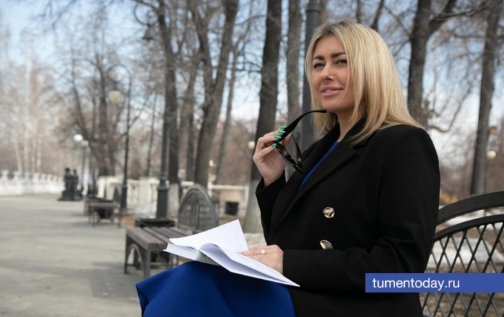 Косметолог Анна Смольянова объяснила, чем опасен фейсфитнесс