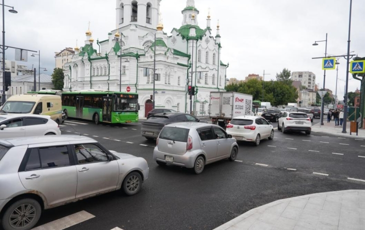 В Тюмени собираются пробки из-за перекрытых дорог на Ленина и Первомайской В Тюмени собираются пробки из-за перекрытых дорог на Ленина и Первомайской