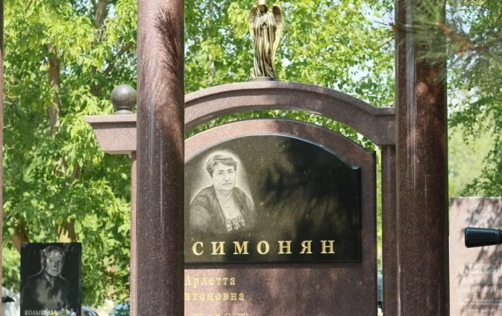 В тюменском поселке проведут эксгумацию женщины по требованию мужа