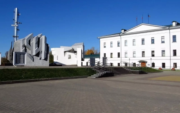 Экс-военком Тобольска, уволившийся ради заграничного отдых, устроился на в мэрию