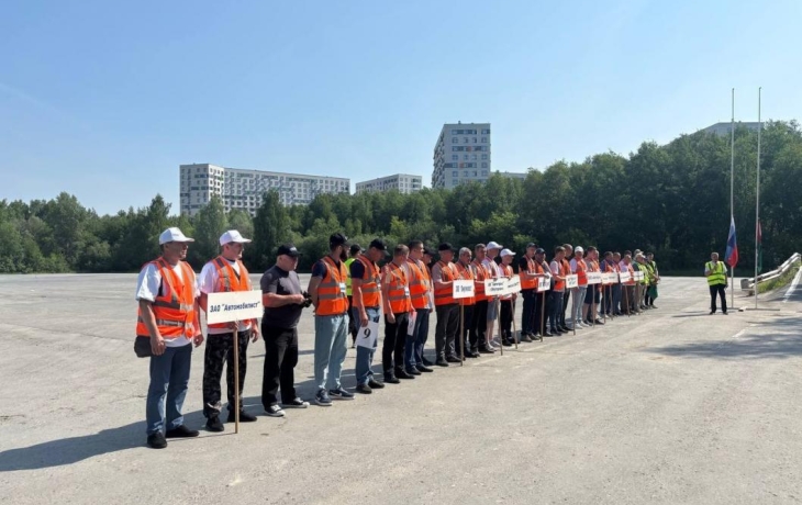 Тюменские водители автобусов соревнуются за звание лучшего Тюменские водители автобусов соревнуются за звание лучшего