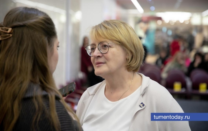 В тюменском ЦУМе прошел модный показ про российских женщин XXI века