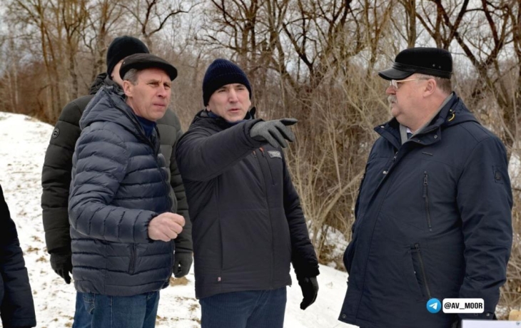 В Викуловском районе продолжают реконструкцию дамы перед приходом большой воды