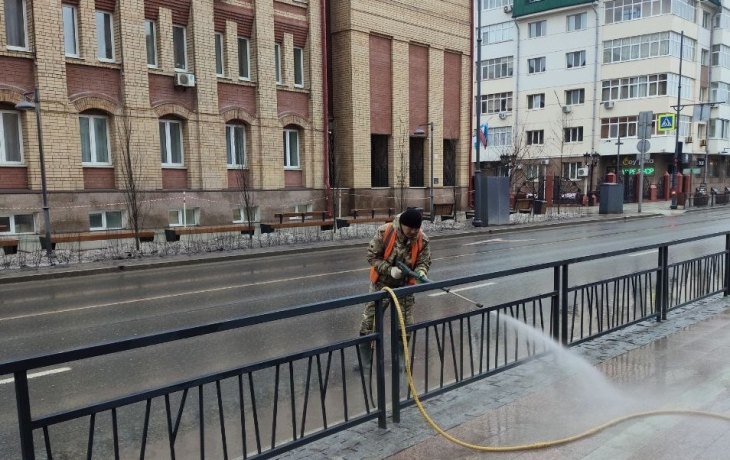 Власти Тюмени назвали источник грязи на городских улицах