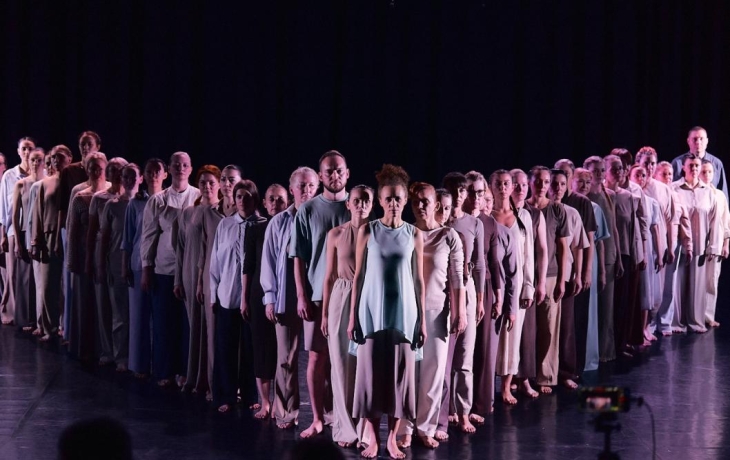 &laquo;За твоей спиной&raquo;: как тюменцы стали актерами пластического театра