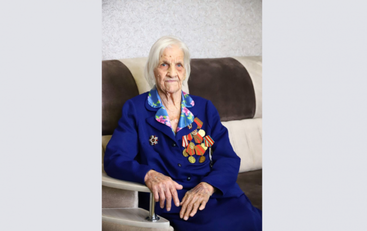 Тюменский ветеран Александра Хамова встретила 100-летний юбилей